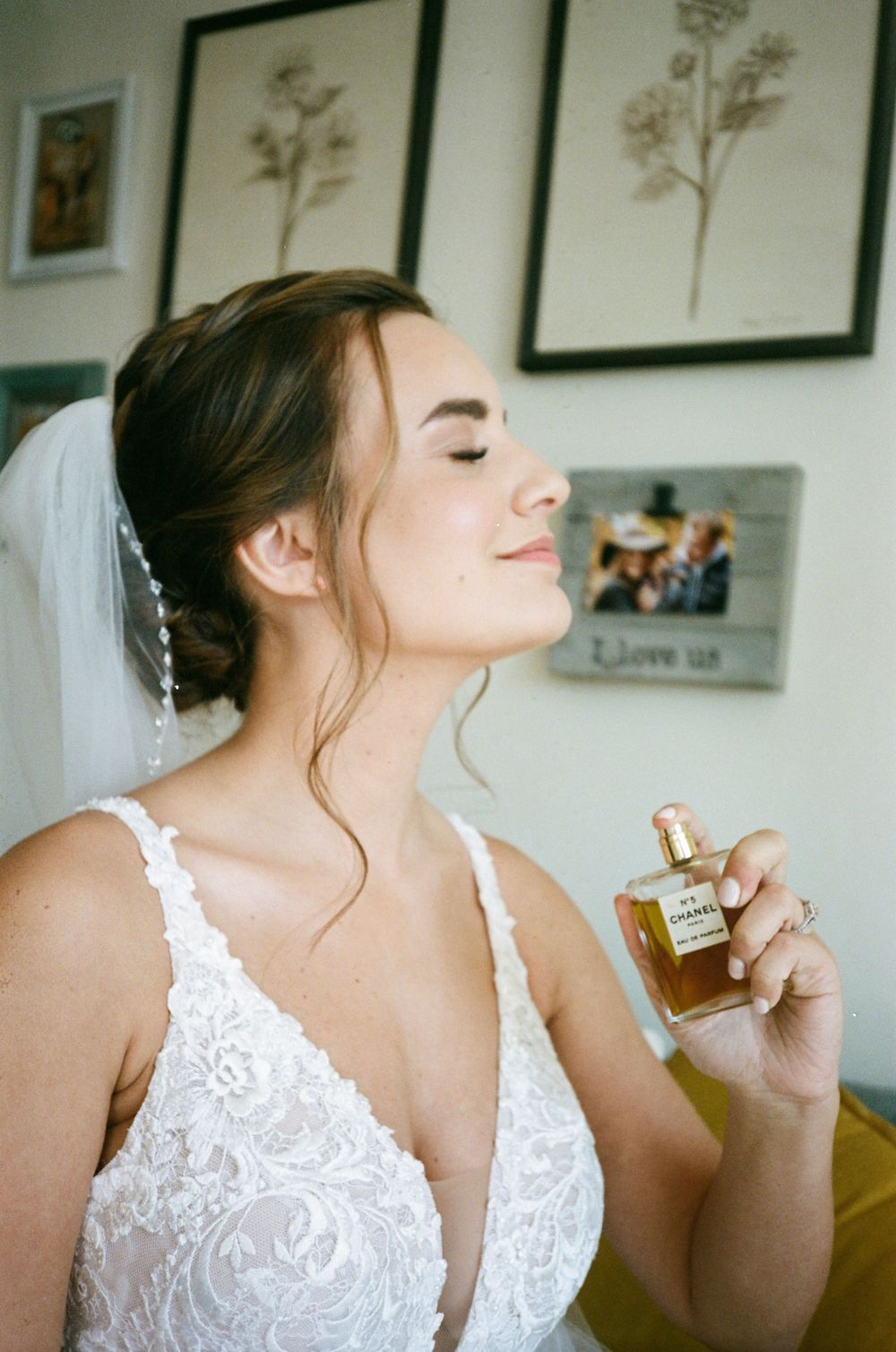 Soft bridal glam makeup by Kelowna bridal makeup artist Brianne Bennett.
