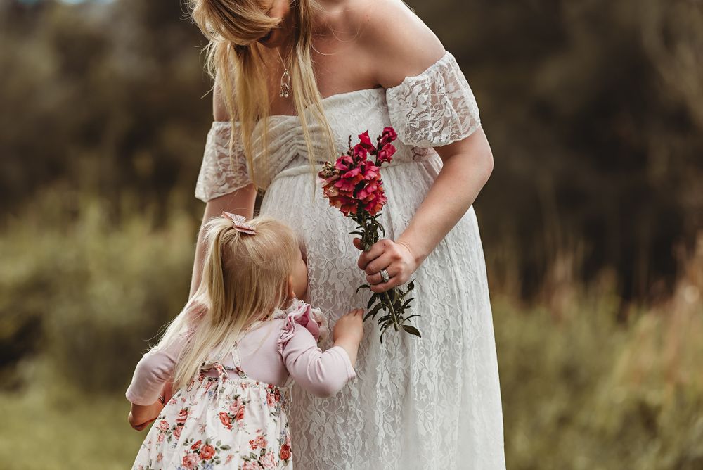 beautiful motherhood photo taken by maternity and family photographer Joss Jensen Photography in the Huon Valley Tasmania