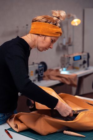 Martine Vonk Creatief Ambacht fotograaf procesfotografie in opdracht gemaakt leafste zwolle cozwolle upcycle duurzaam