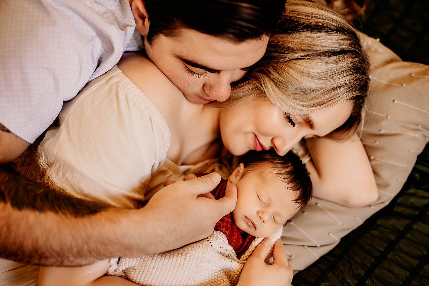 Honolulu Newborn Photographer.