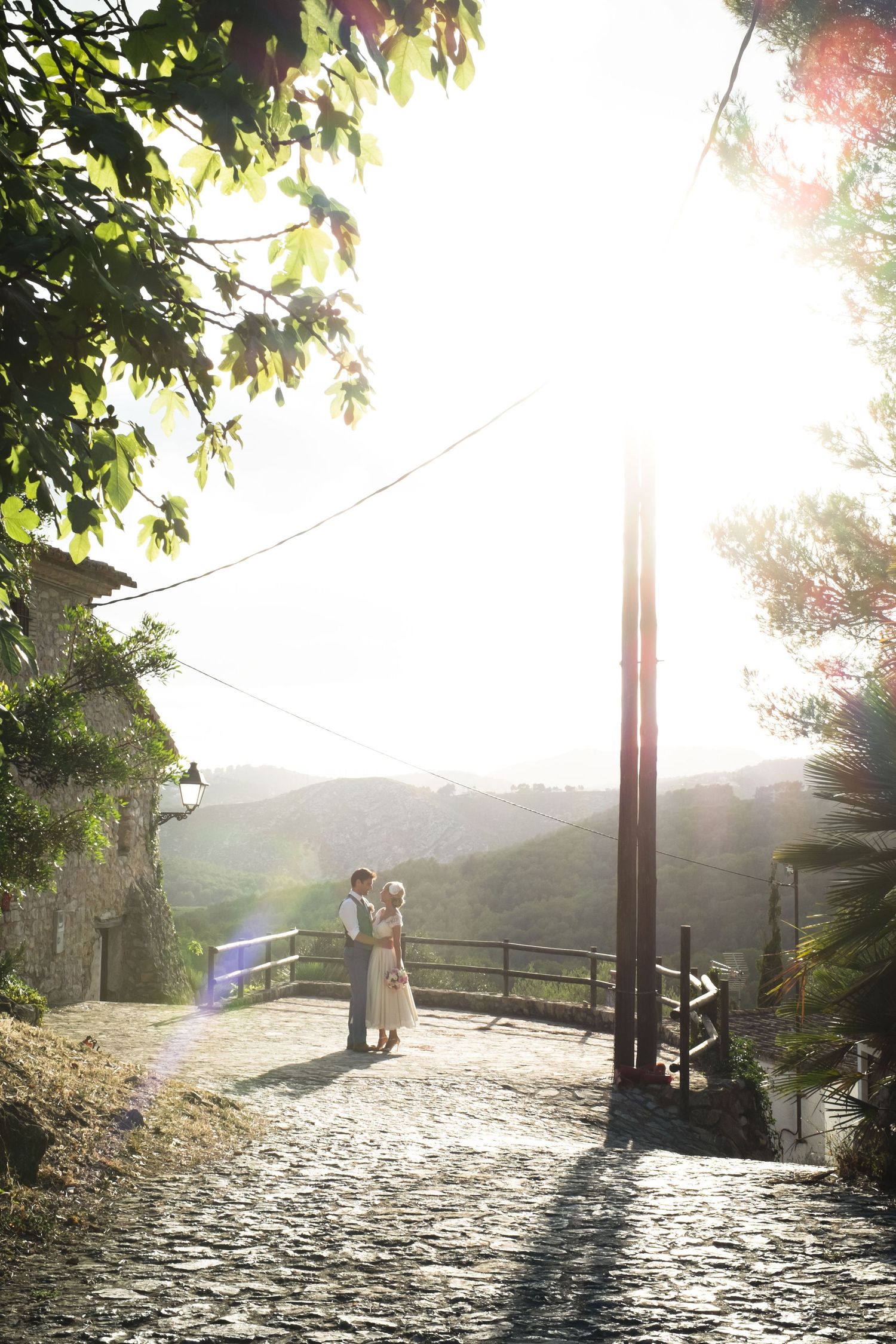 The bride and groom during their photo shoot in the Catalunyan countryside.