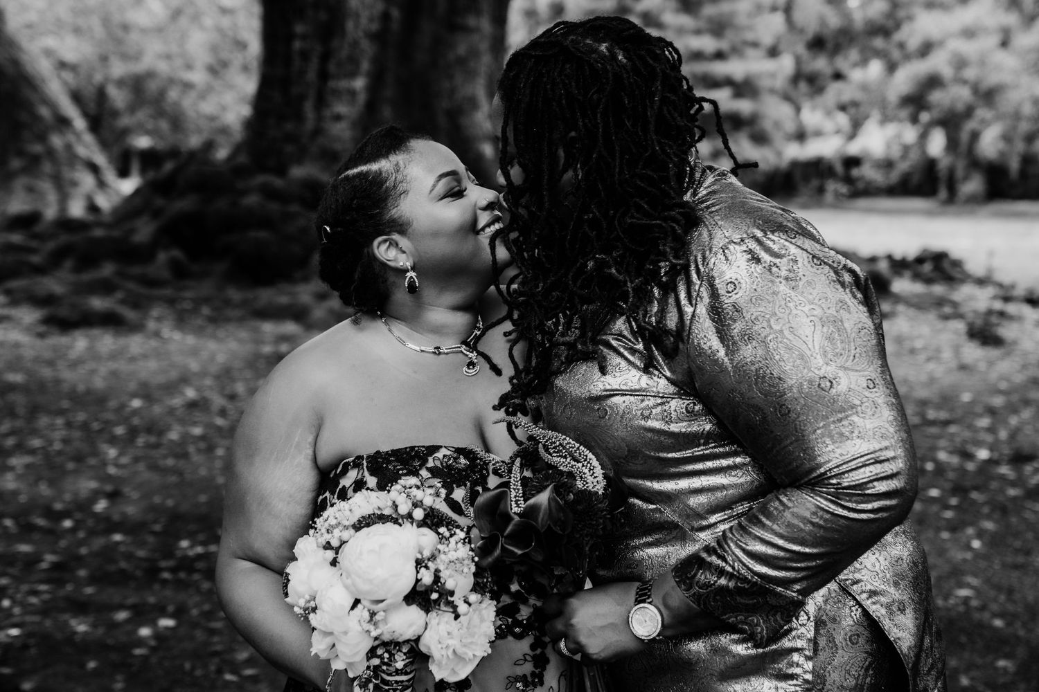Tree of Life, Audubon Park, intimate ceremony, elopement, bridals, candid