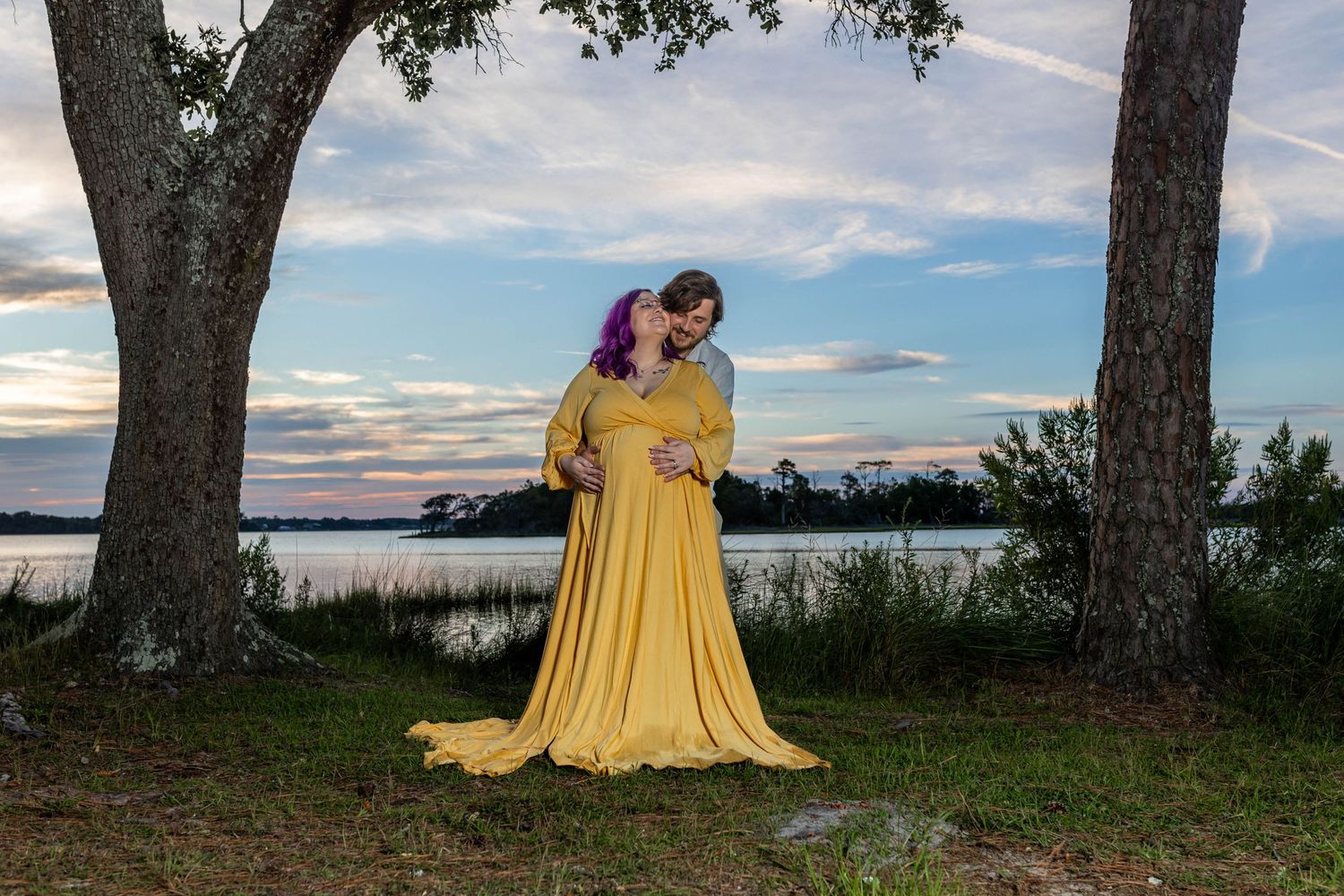 SWANSBORO NC MATERNITY PHOTOSHOOT PORTRAIT STUDIO PHOTOGRAPHER Samantha Ann PHOTOGRAPHY NEAR Emerald Isle PHOTOGRAPHER