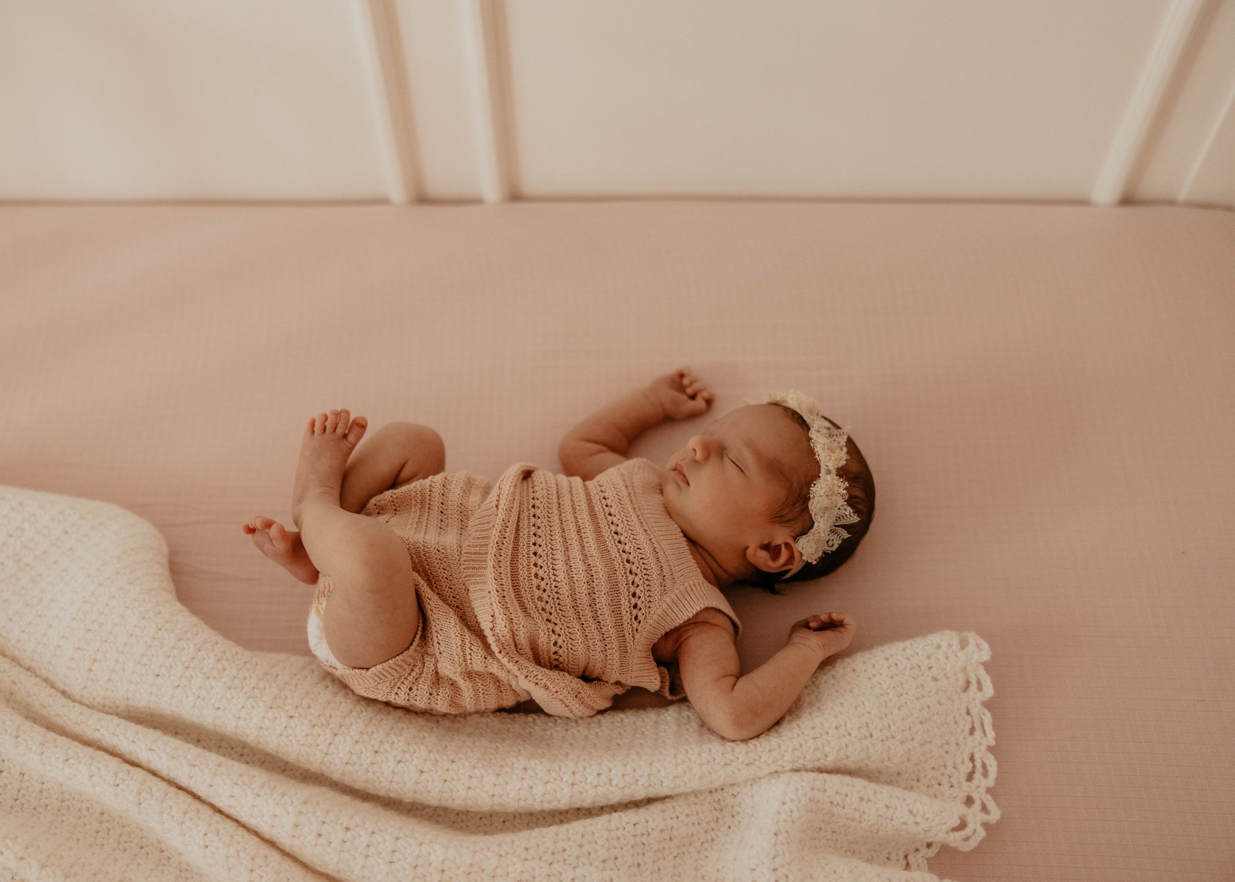 south jersey lifestyle newborn photographer
