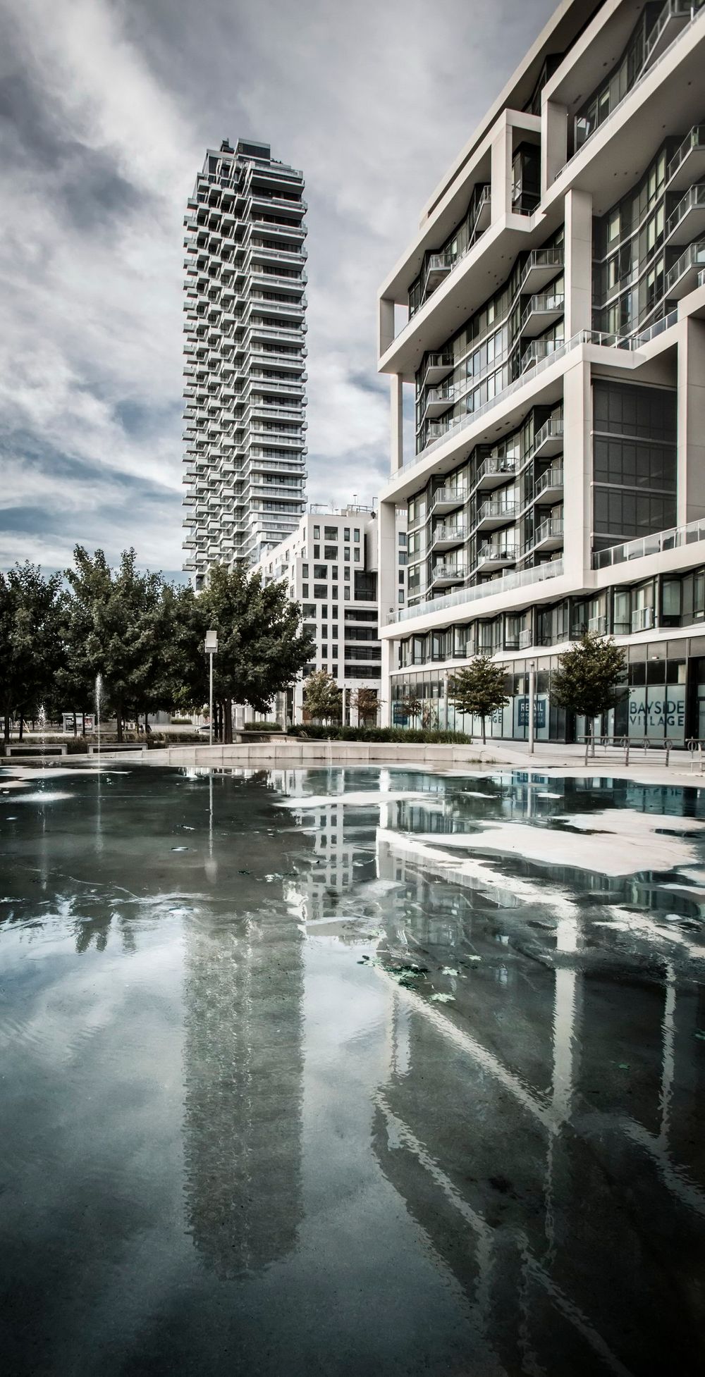 Pier 27 Condos Toronto