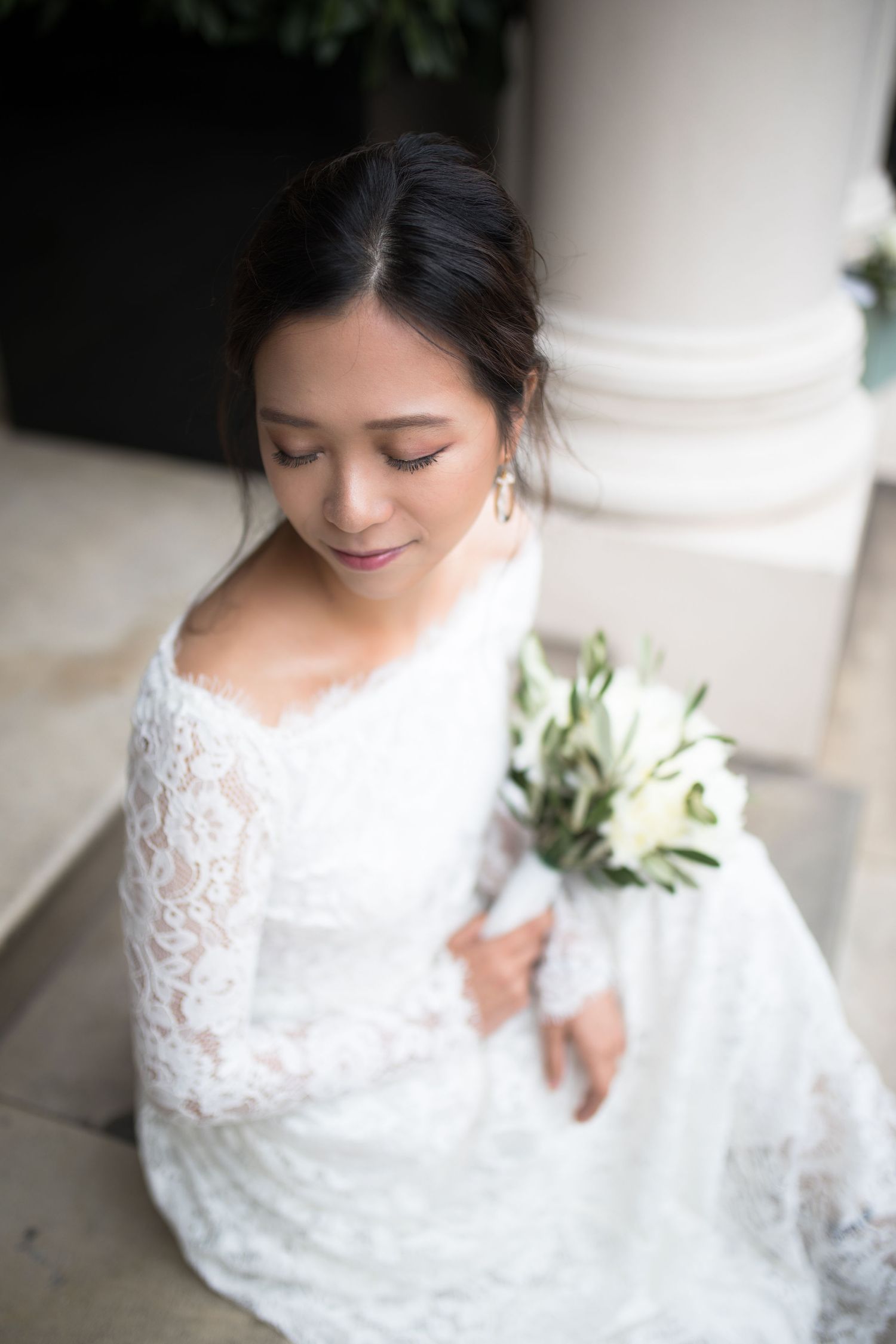 asian-couple-wedding-in-budapest-destination-ceremony-with-historic-architecture-and-city-view-hungary.jpg