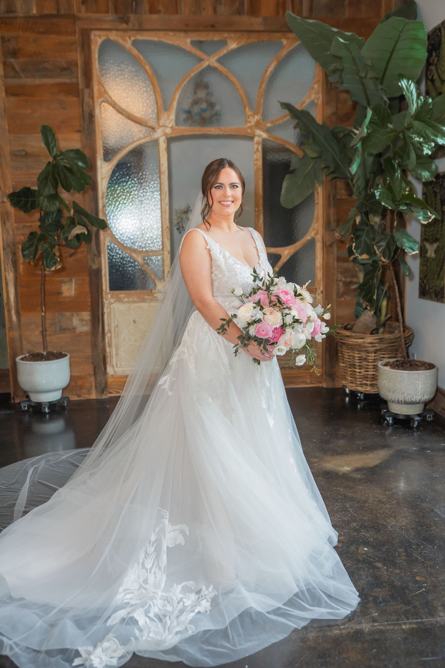 Cushing Field House Holly Michigan Wedding Photographer Katie Gibbons Photography