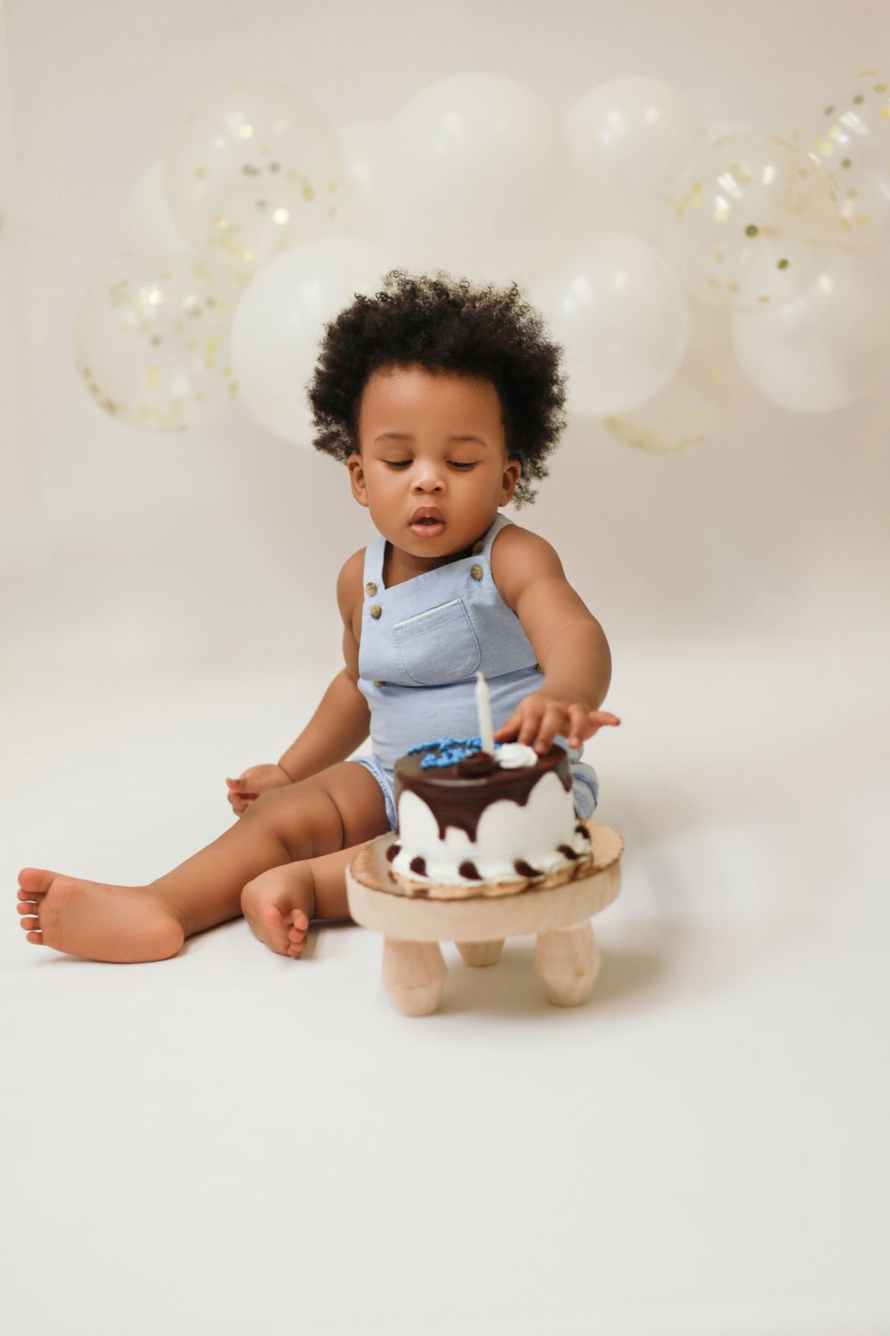 BIRTHDAY PICTURES BIRTHDAY PHOTOSHOOT MILESTONE CAKESMASH SESSION