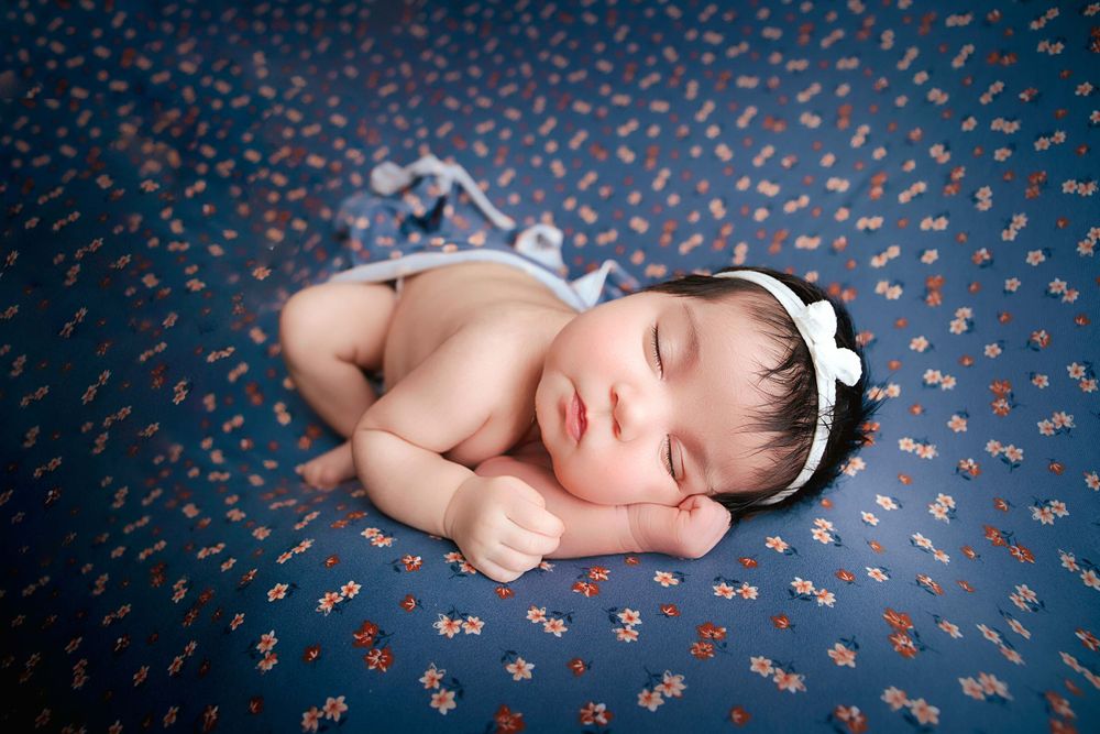 St Louis Illinois Newborn Photographer