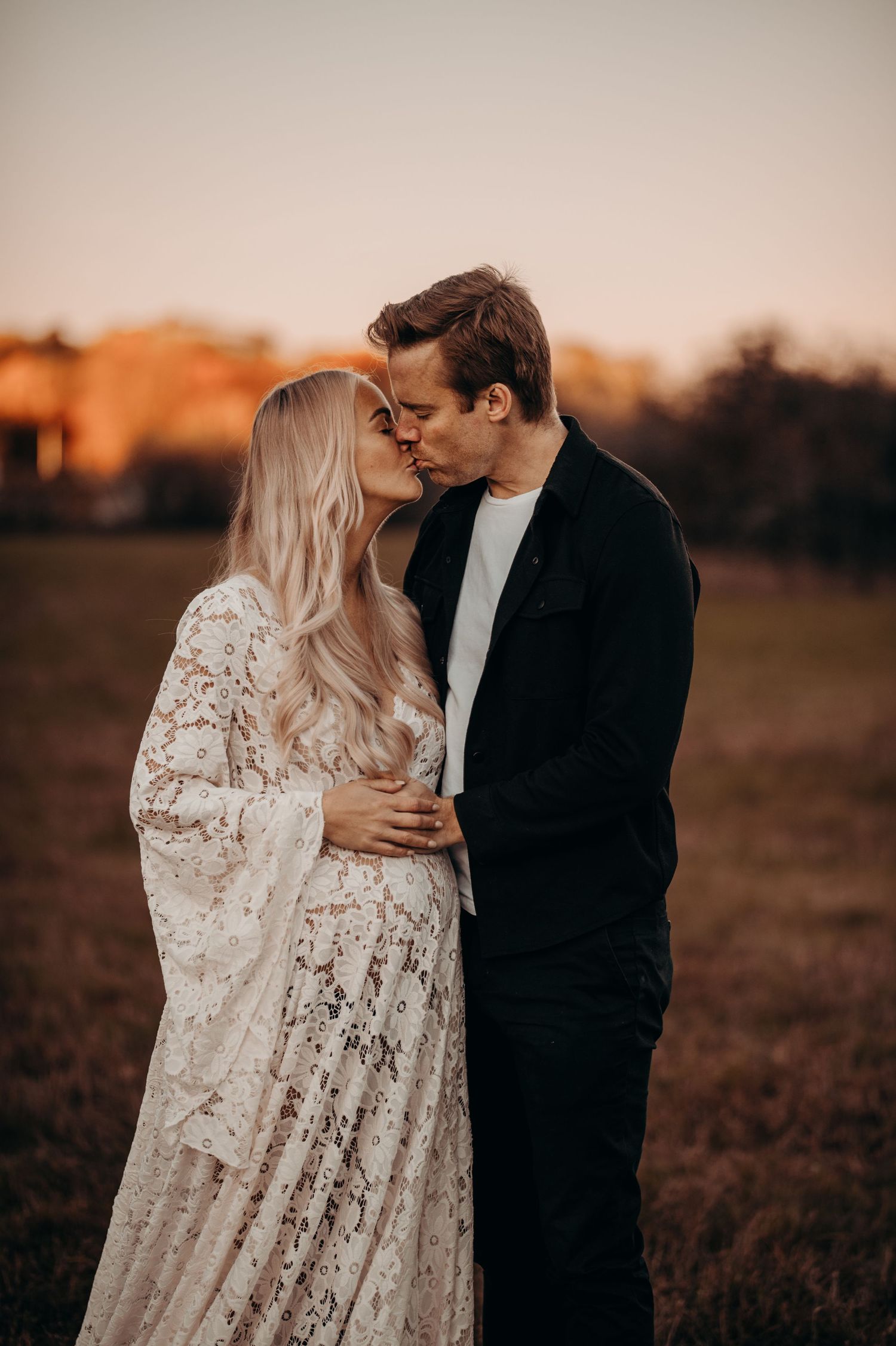 gravidfotografering stockholm en vacker höstkväll