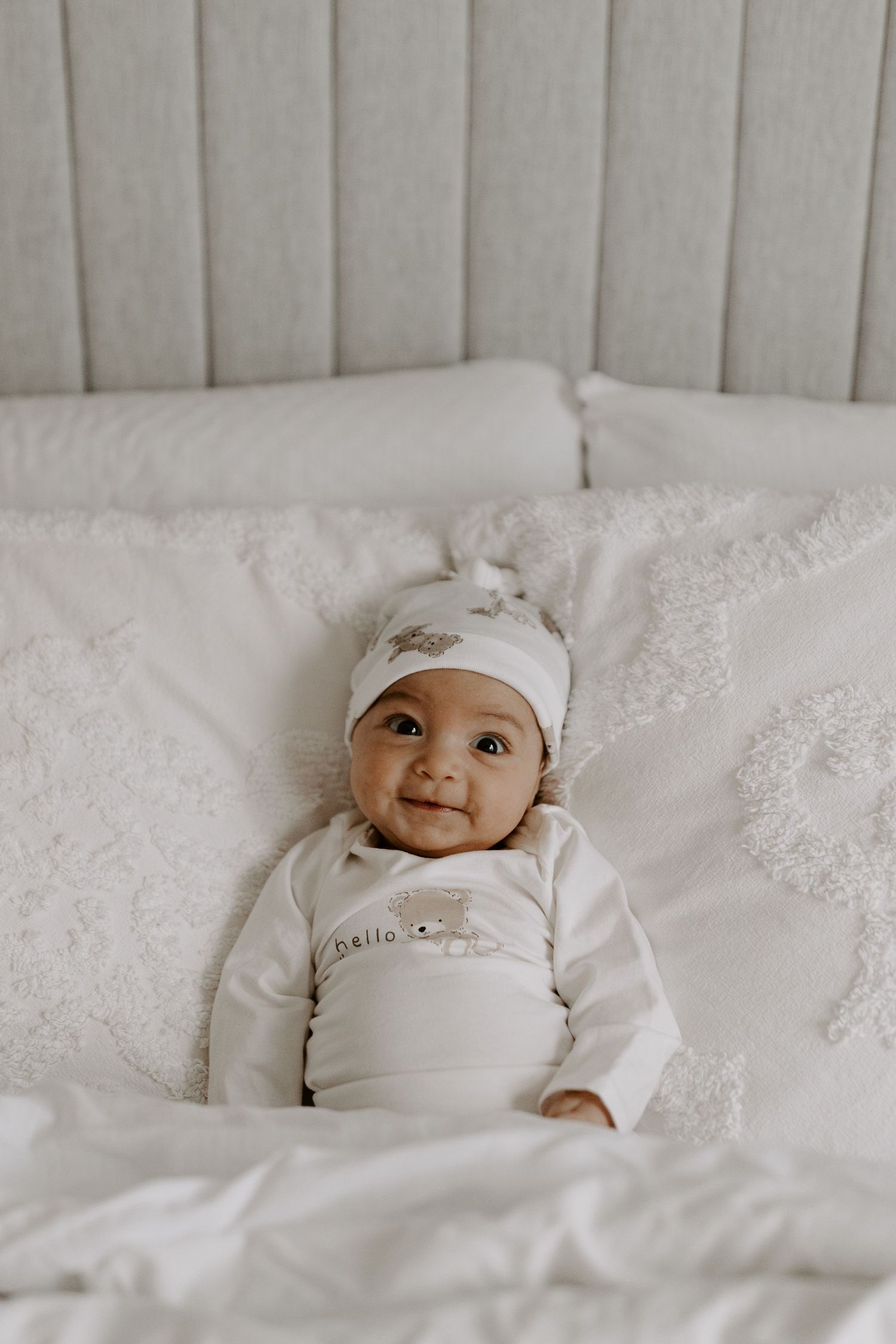family / newborn home photography session in toronto vaughan canada