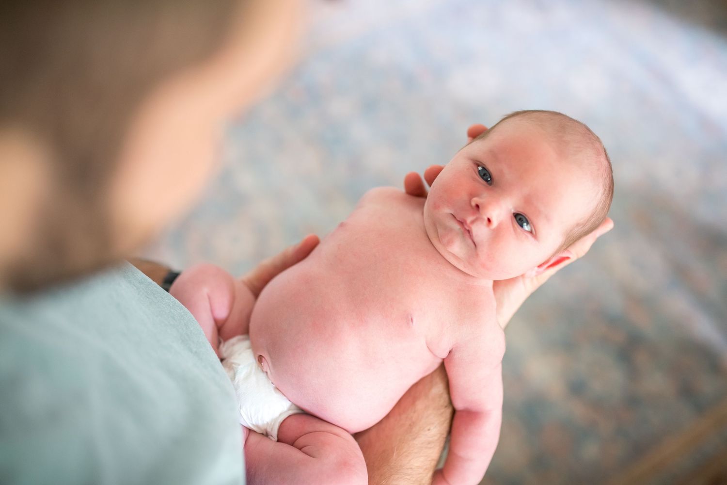 Northern Virginia Lifestyle Newborn Photographer - What should I look for in a newborn photographer?