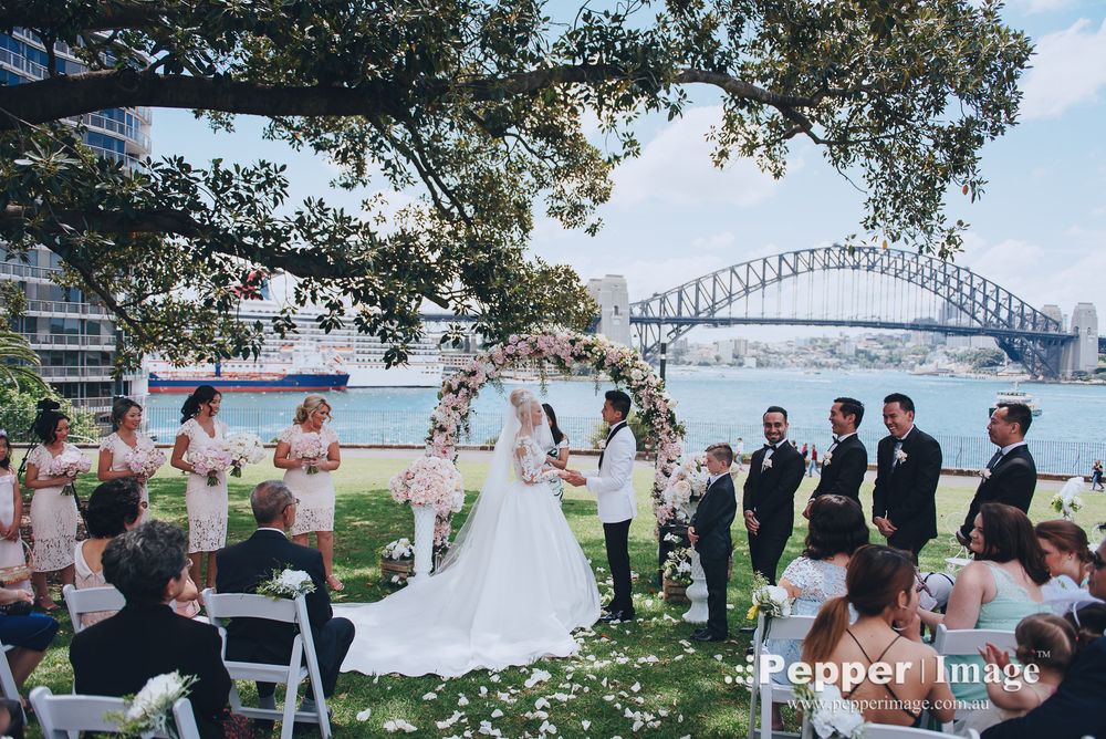 Tarpeian Lawn Wedding in Royal Botanic Gardens by Pepper Image