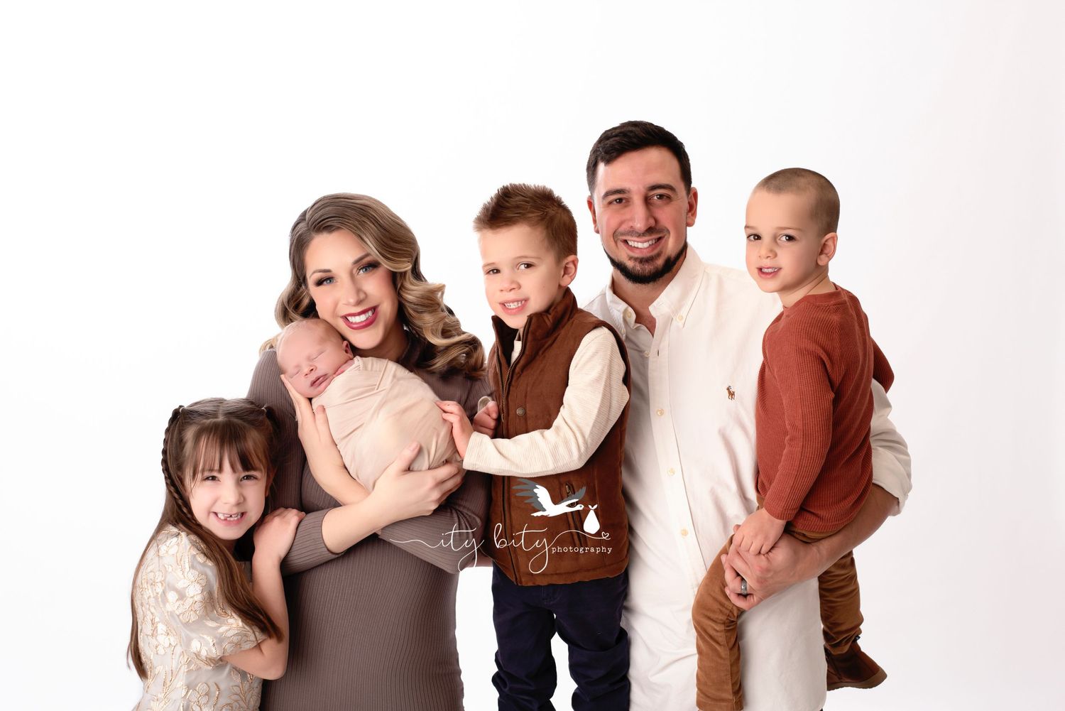 Amherst Newborn Photographer Baby Samuel Family Photoshoot near Cleveland