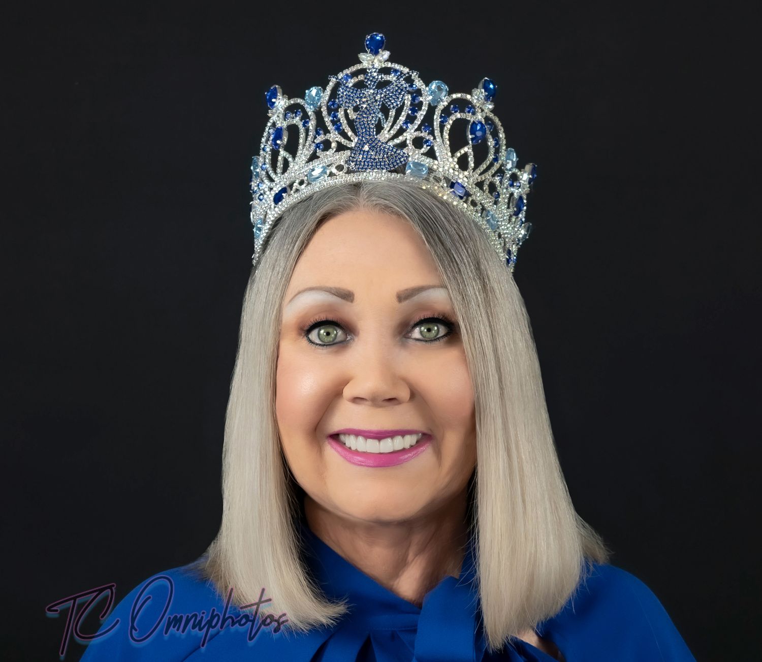 headshot of a gorgeous beauty queen for her portfolio