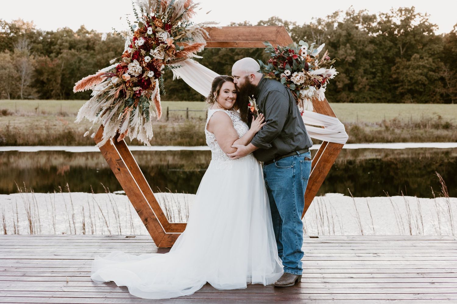 The Homestead 32, a Tennessee Wedding Venue