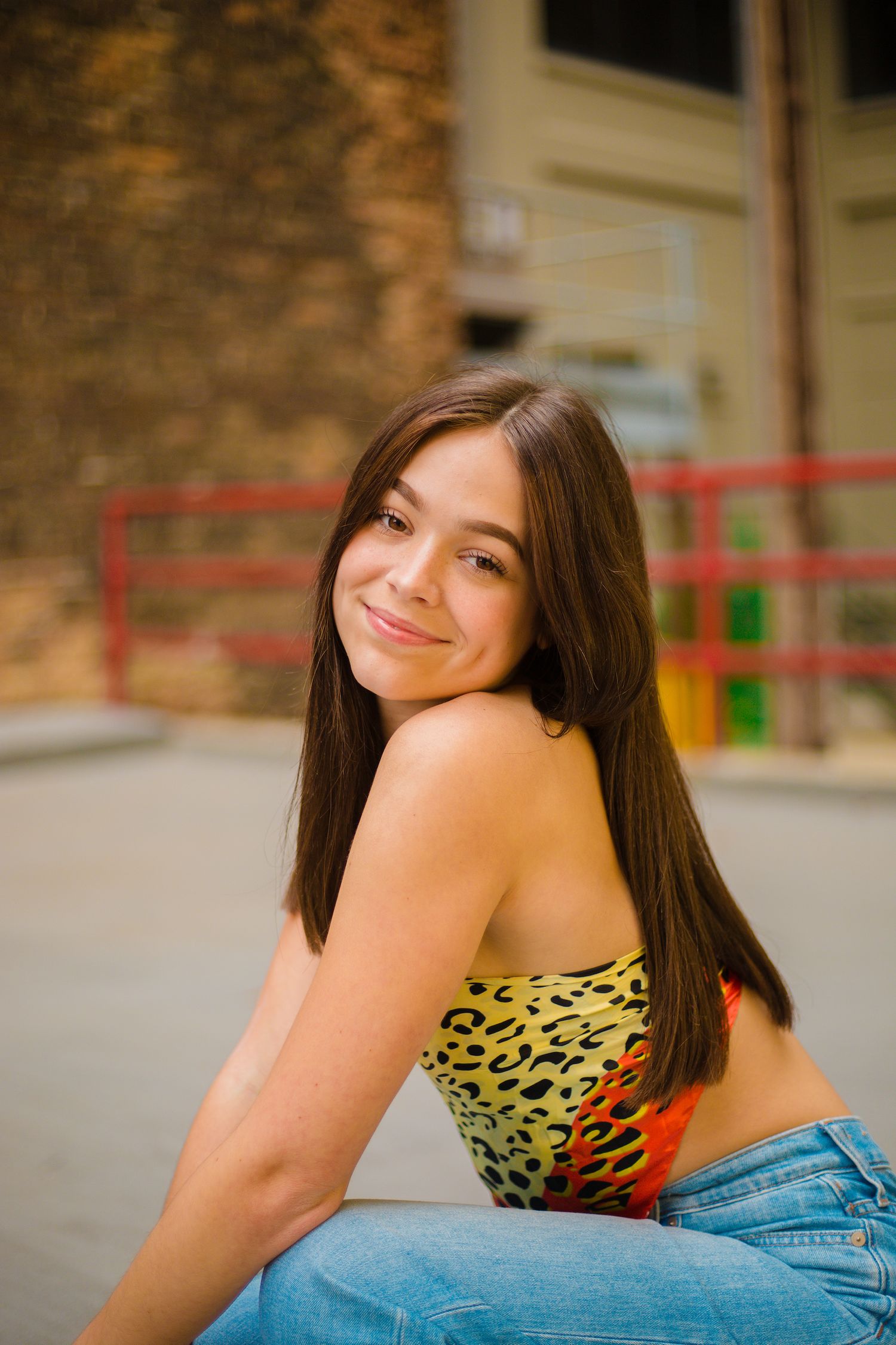 Milwaukee senior portrait photographer