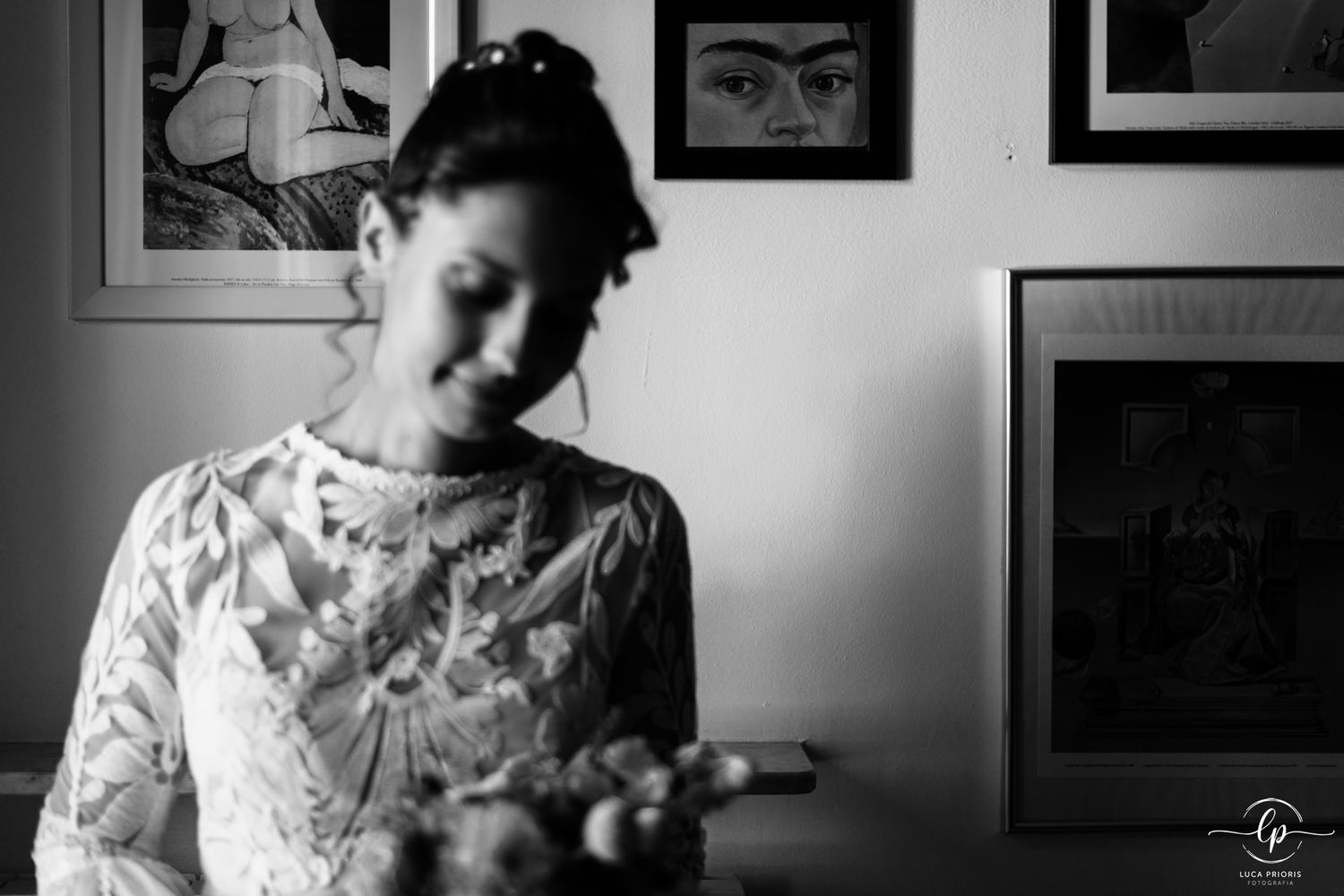 la preparazione della sposa con la sua famiglia