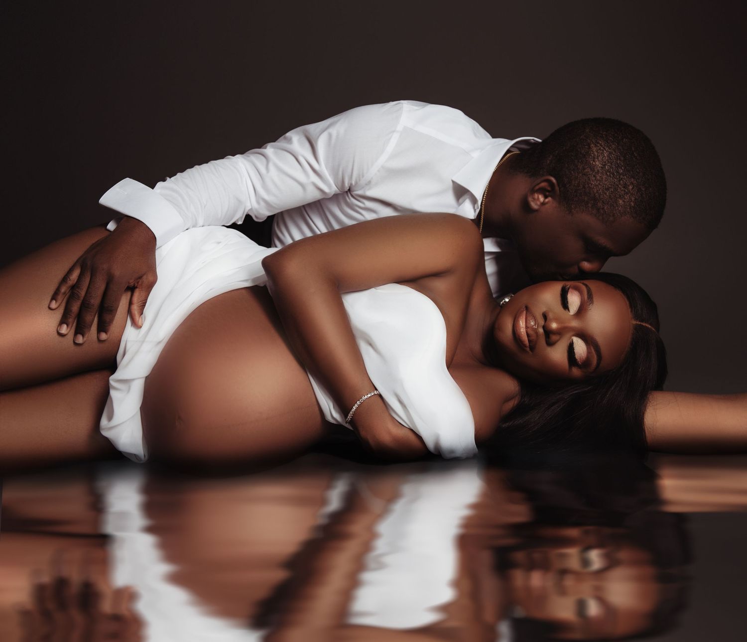 Jarrell Texas Maternity Studio Session, Round Rock Maternity Photos, Cedar Park Texas Maternity Photographer