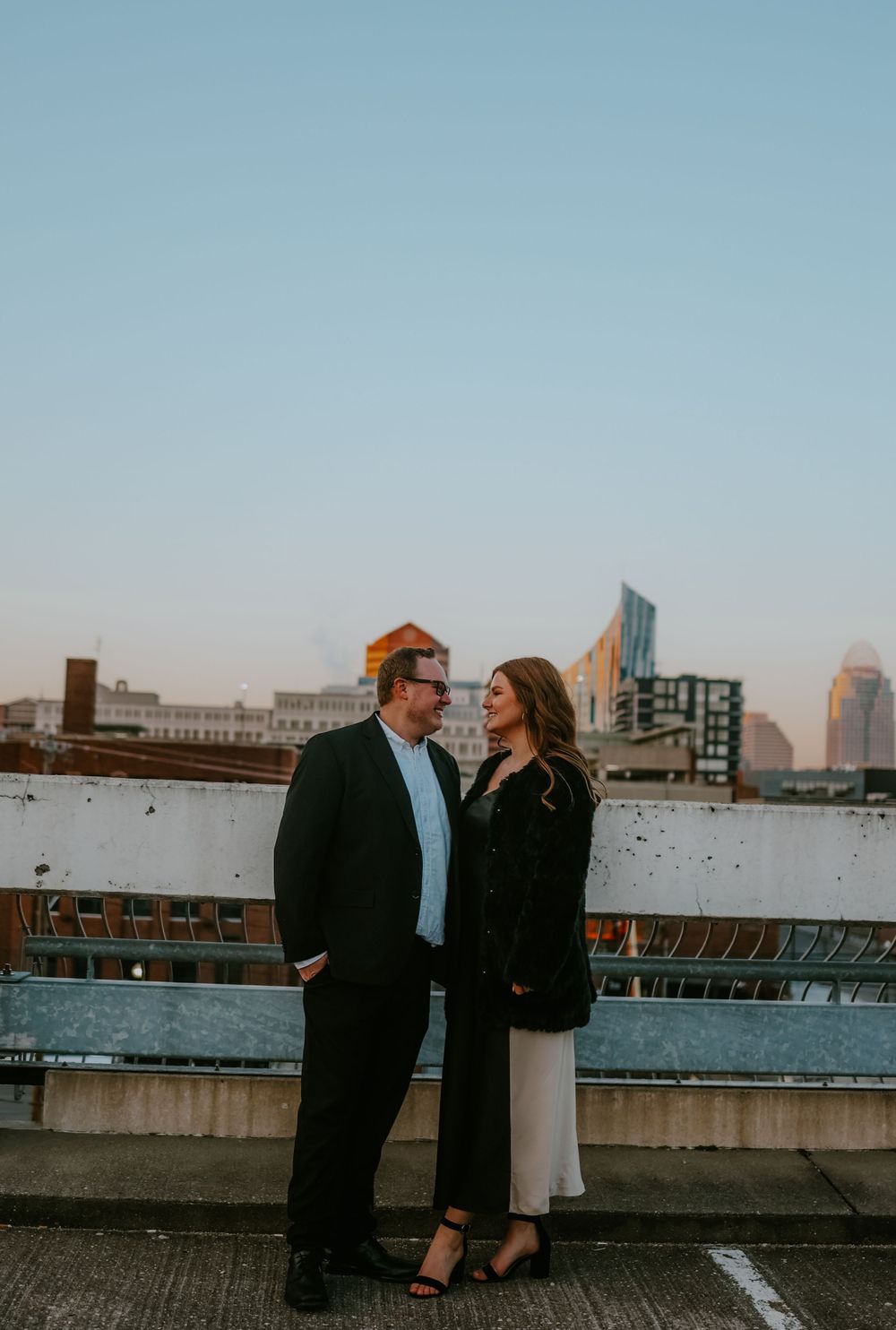 Photo Ideas for Engagement Locations in Cincinnati Ohio