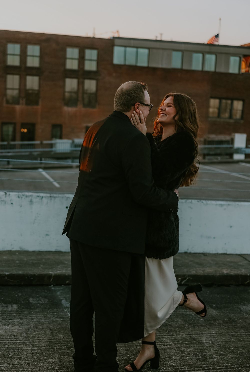 Photo Ideas for Engagement Locations in Cincinnati Ohio