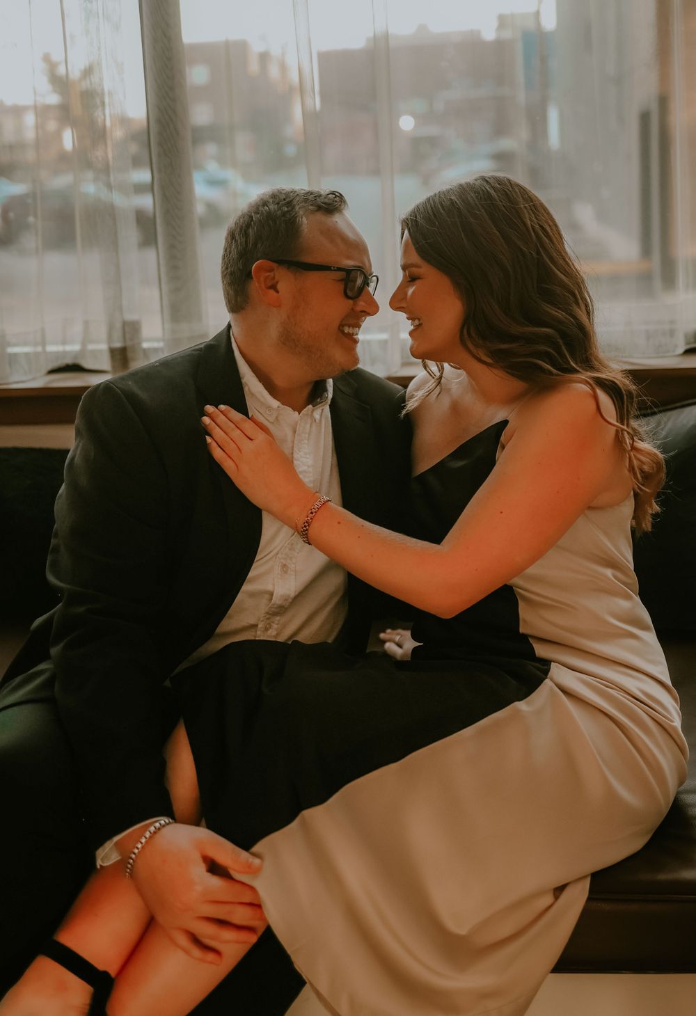 Photo Ideas for Engagement Locations in Cincinnati Ohio