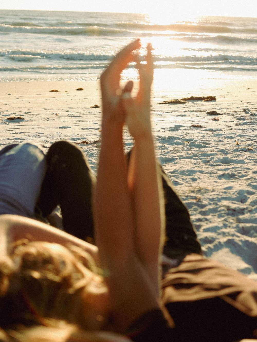 WHAT TO WEAR FOR ENGAGEMENT PHOTO SESSION IN TAMPA FLORIDA