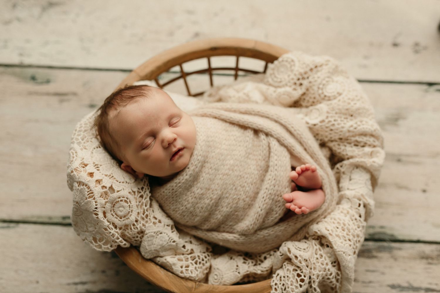 newborn photographer in victoria bc, maternity photography in victoria bc, newborn photographer nanaimo bc, photographer victoria bc,