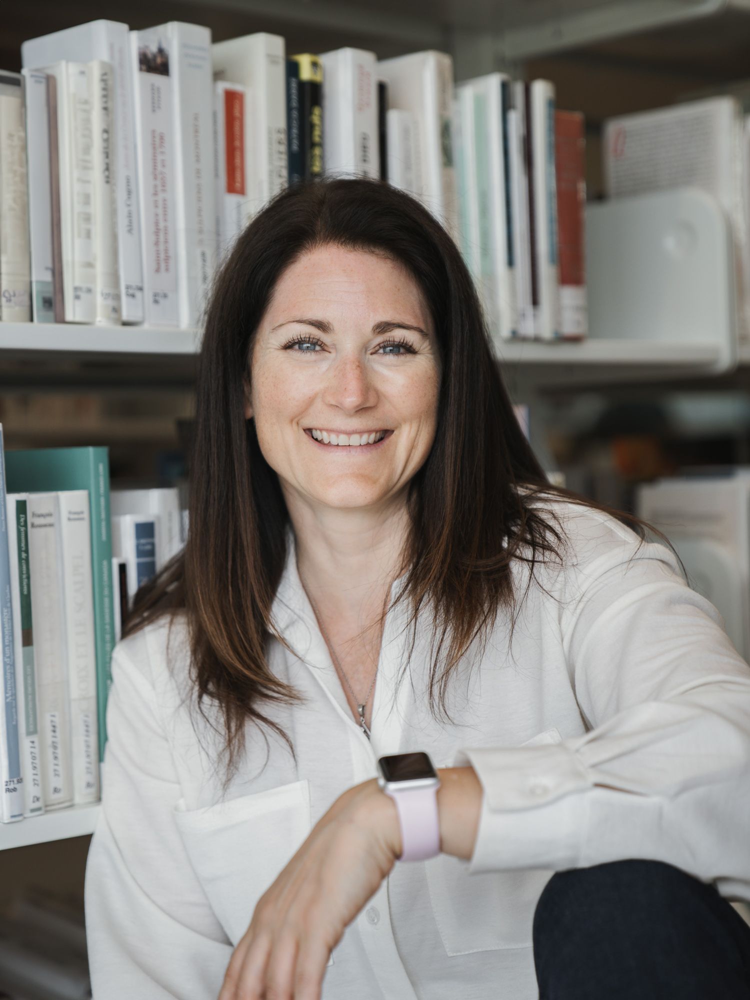 Photographie Geneviève Guilbault auteure littérature roman jeunesse livre Gaelle Tremblay
