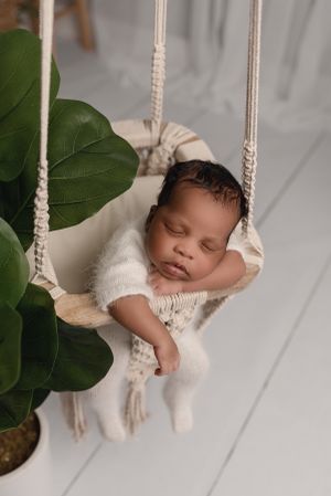 miami newborn photographer, newborn photography near me, newborn portraits in miami, baby photography miami