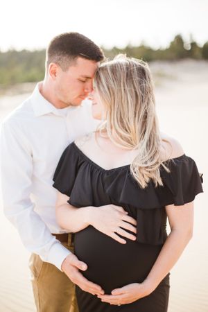 Oregon Maternity Photographer; Maternity Photography