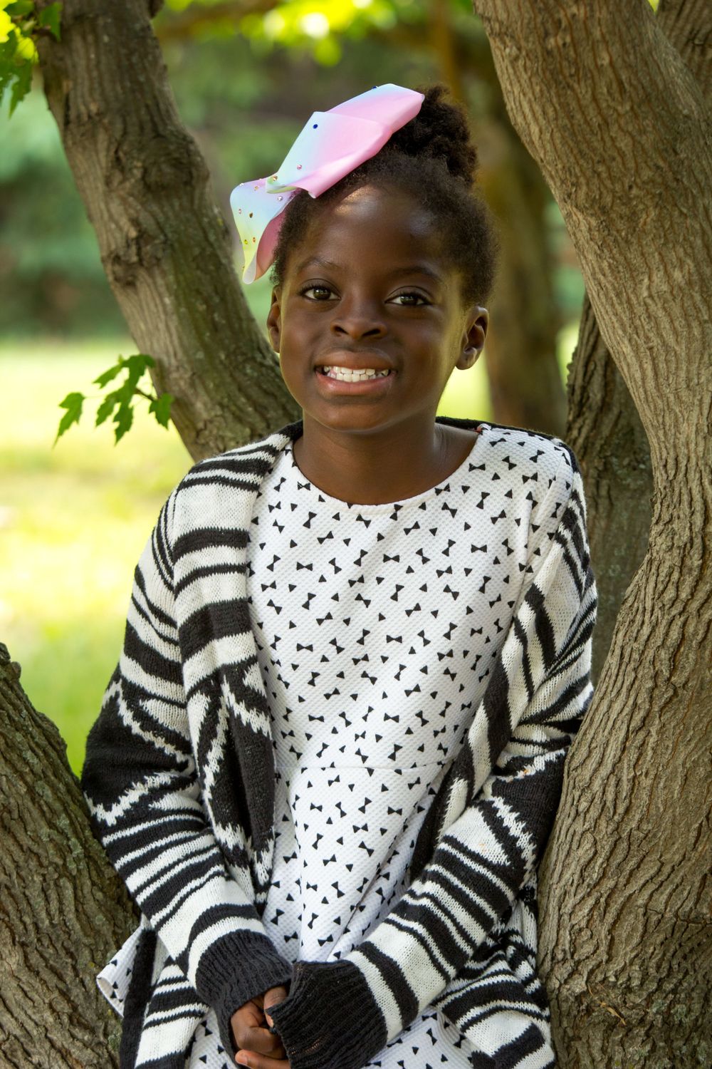Portraits in a Natural Setting with a young girl in Edmonton Alberta
