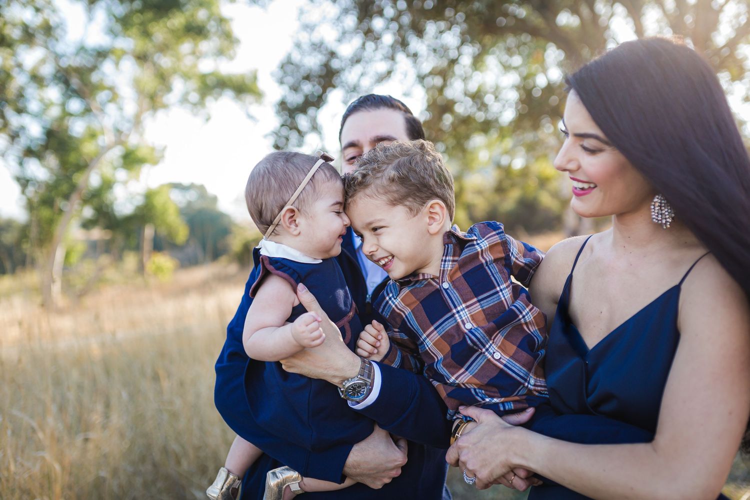 Anita_Barccsa_Photography_Session_Guide_What_To_Wear_Lifestyle_Family_Photographer_in_the_Bay_Area, California