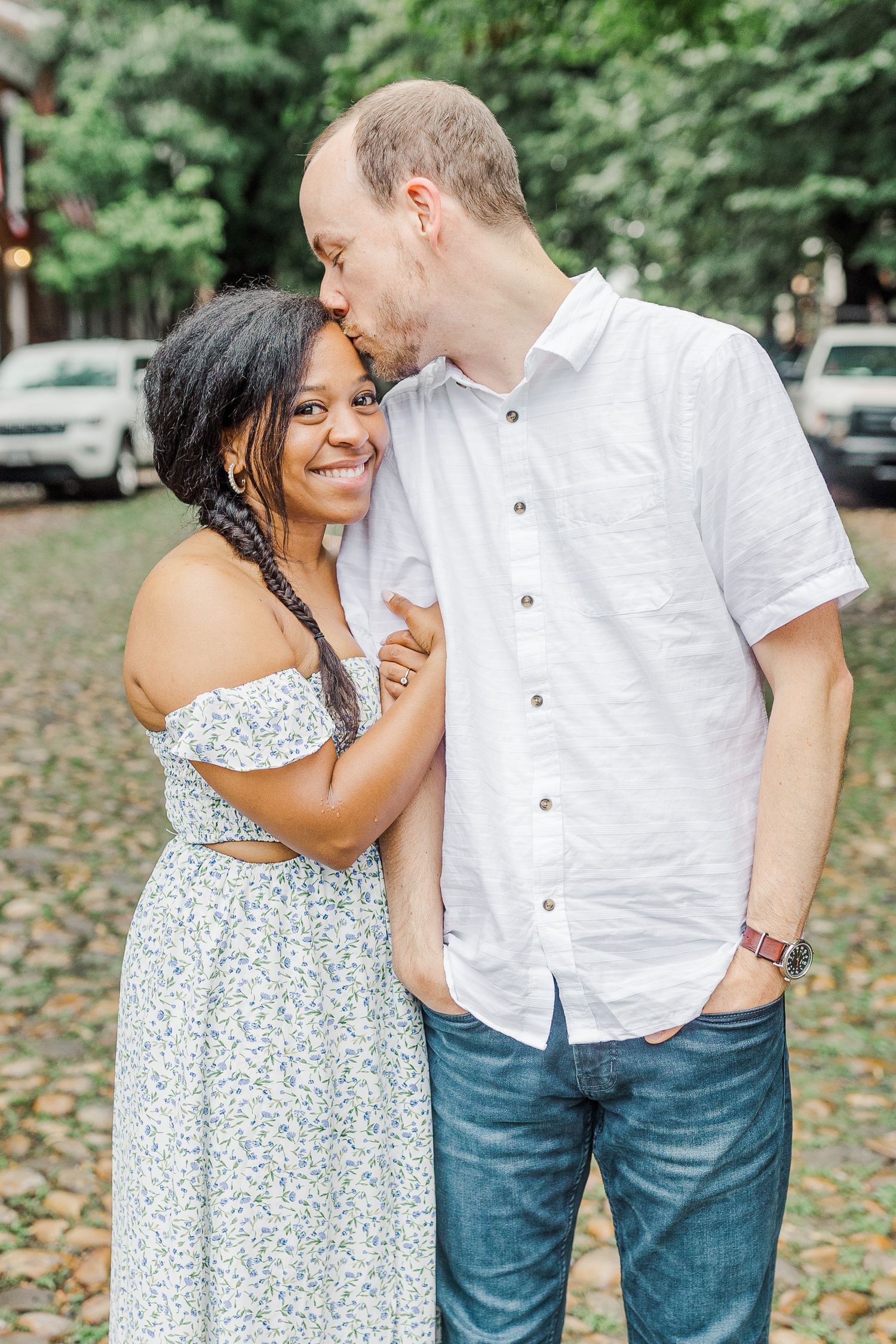 OLD TOWN ALEXANDRIA VIRGINIA ENGAGEMENT PICTURES PRINCE STREET COBBLESTONE CAPTAIN'S ROW