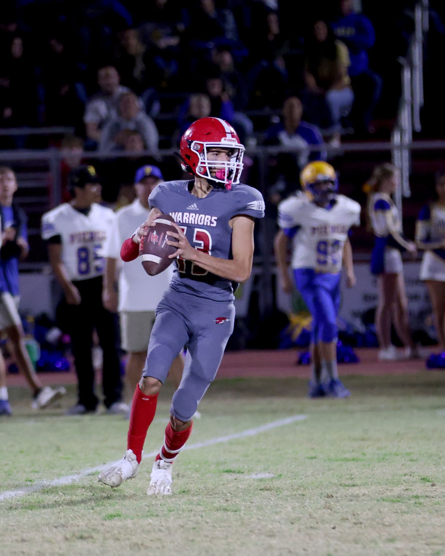 HIGH SCHOOL FOOTBALL KS Winters Photography
