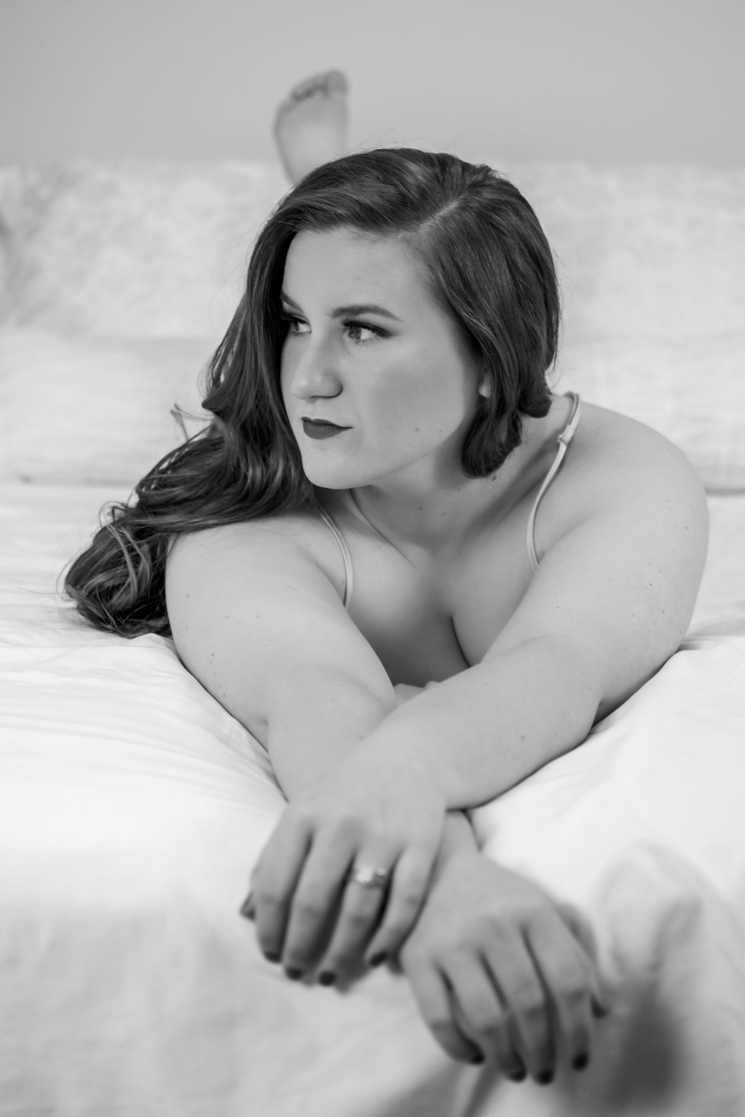 Black and white boudoir, boudoir photography in cairo, ga