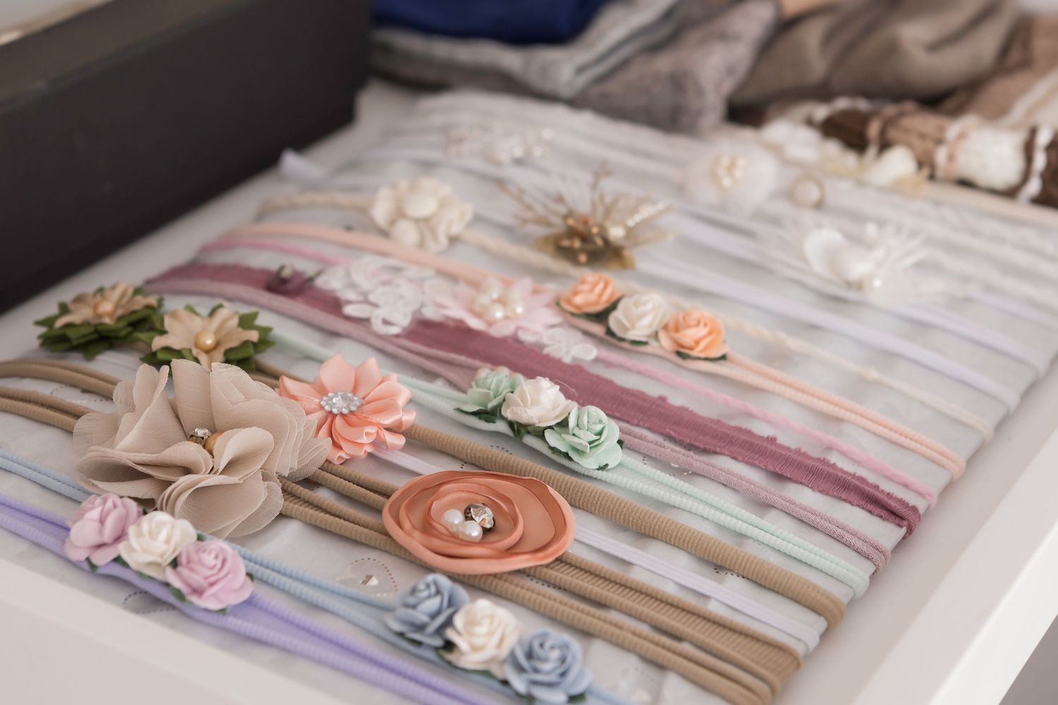 newborn tiebacks for newborn photography sessions, Ashford Kent.