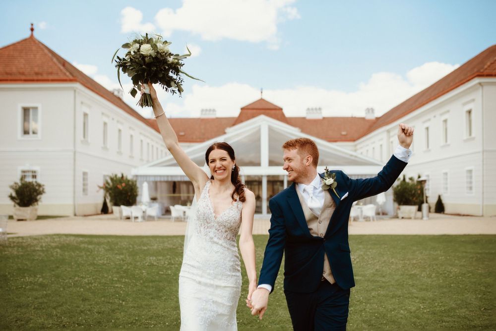 organizing international wedding in Slovakia with best vendors