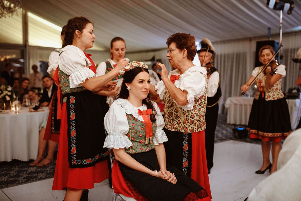 svadobný čepiec
