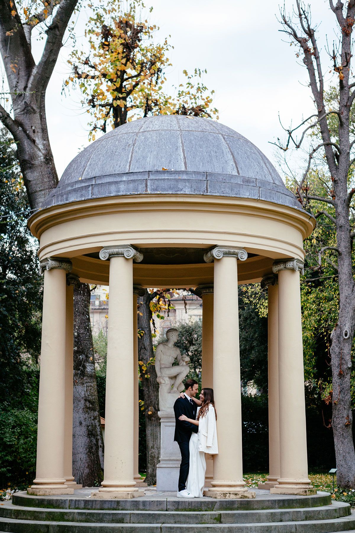 Florence elopement photography at the Four Seasons Hotel