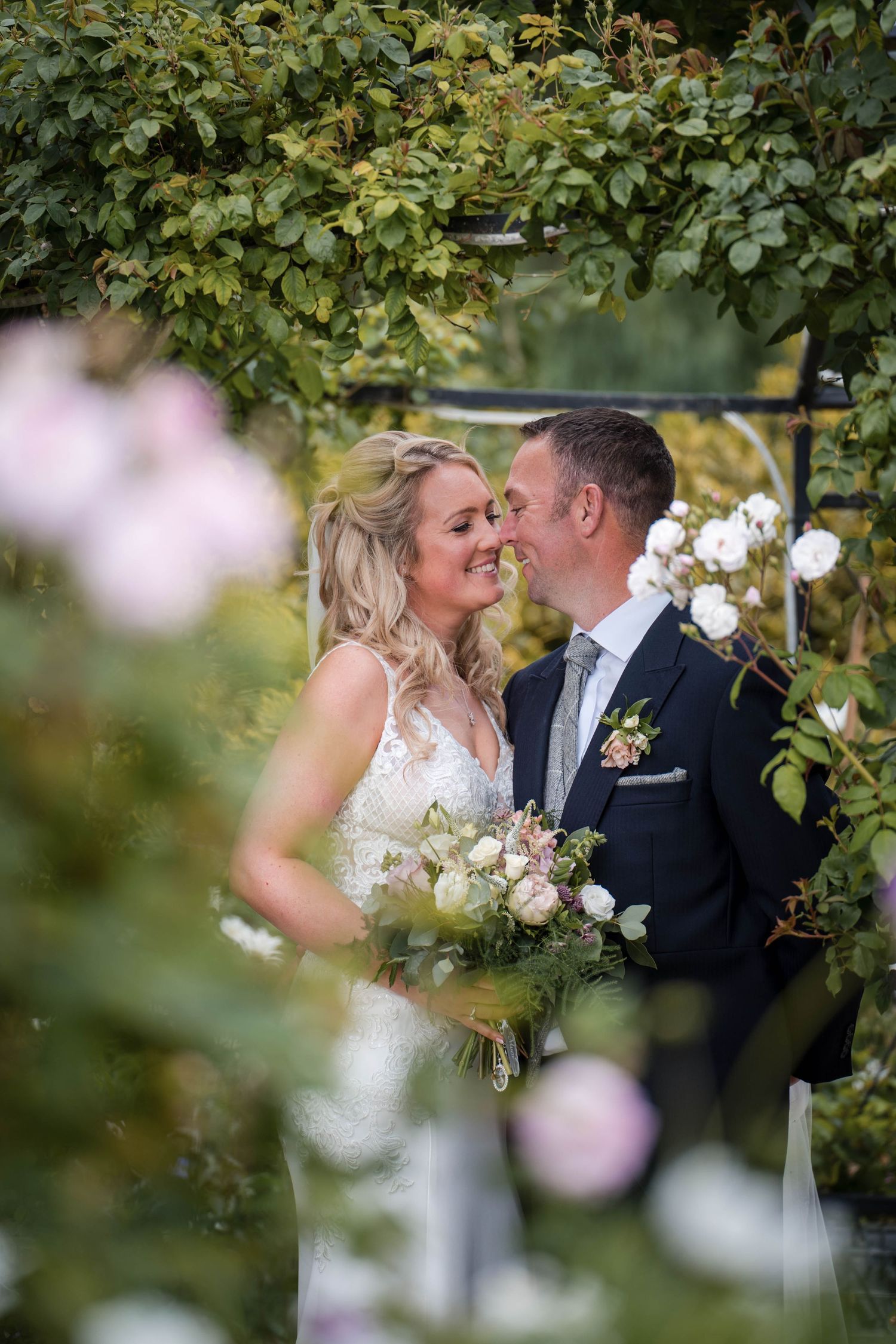 Zara Davis Wedding Photography Kingscote Barn Cotswolds Gloucestershire Cheltenham Bristol Georgia Guy July