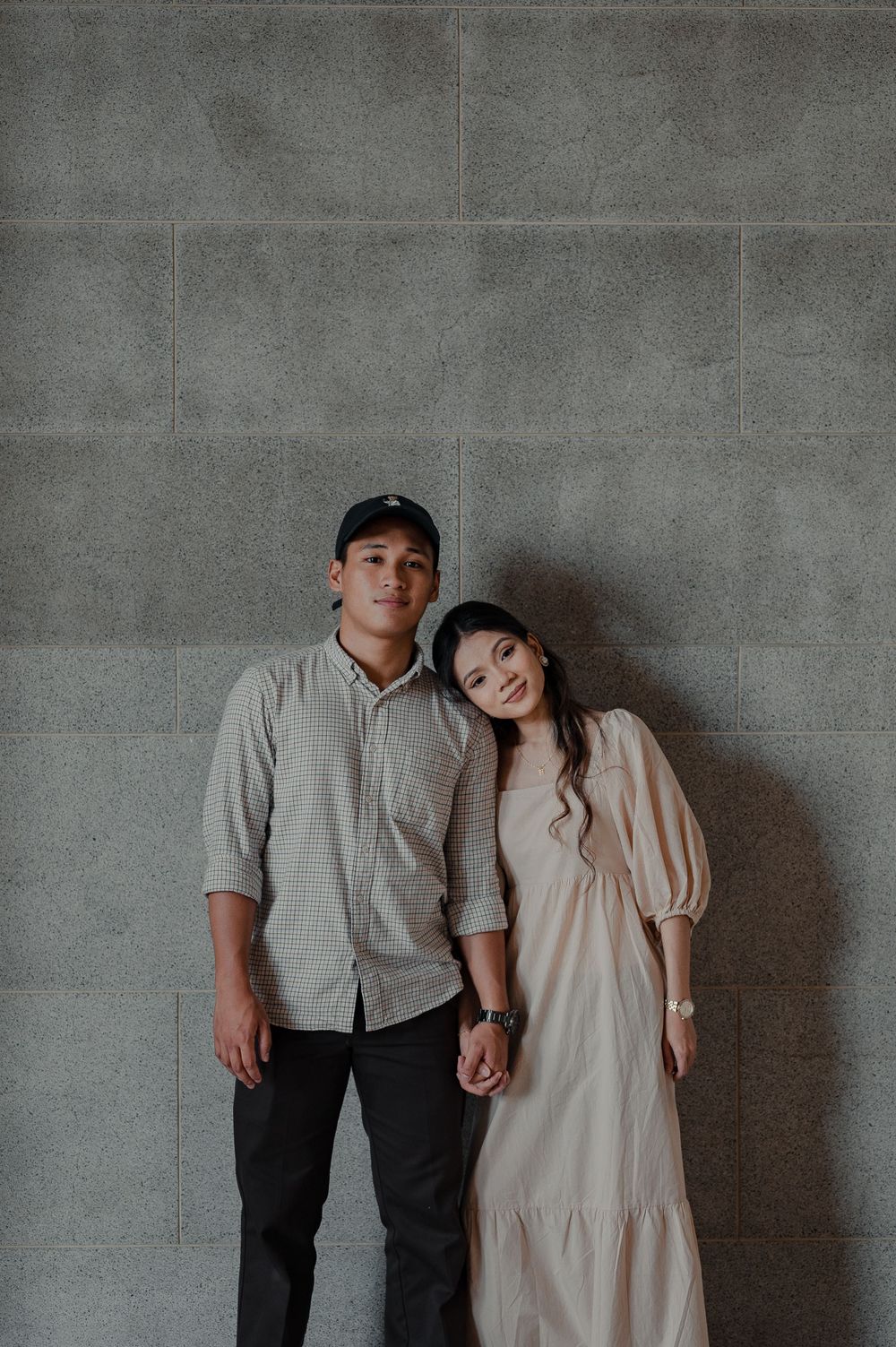Couple shoot in National Gallery