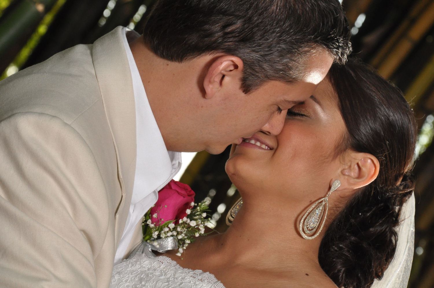 fotografos en cali, fotografia de eventos, fotografia de bodas, fotos de 15 años, fotos de grados, fiestas en cali,