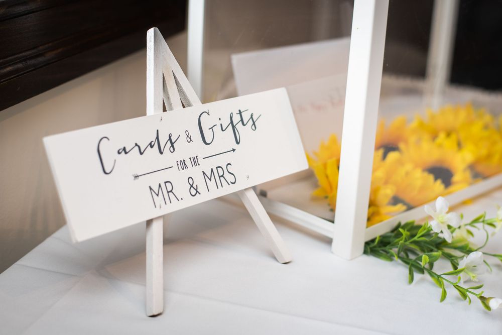 Card table wedding decor at Stratford Country Club