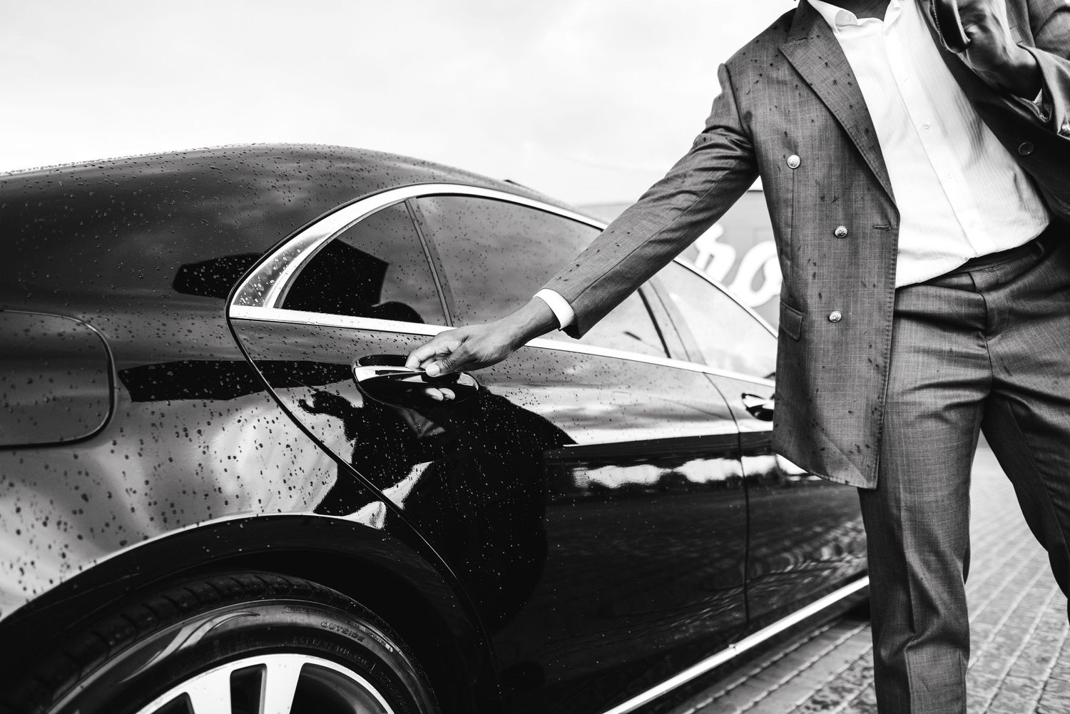 LIVERY LANE BLACK CAR SERVICES