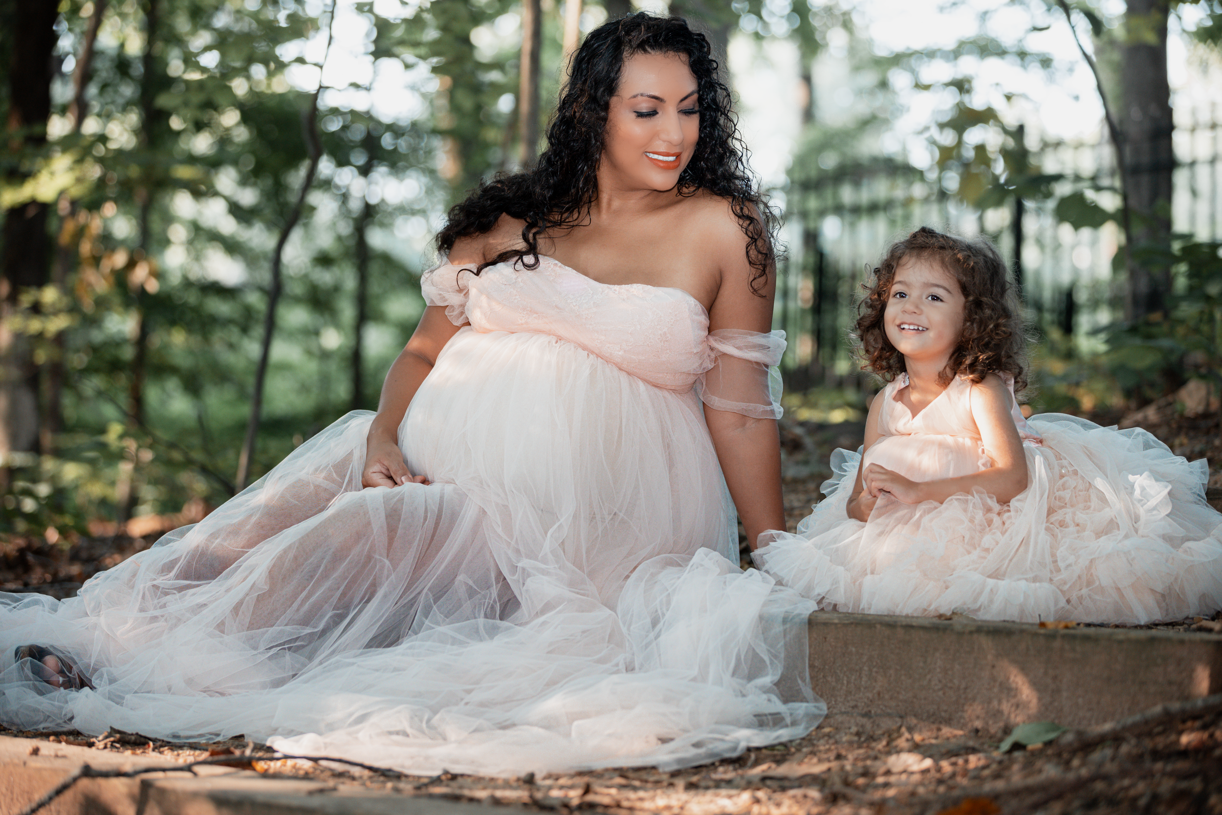 maternity photoshoot. Montclair maternity. Woodbridge maternity photos. Mommy and daughter photos. Northern virginia.