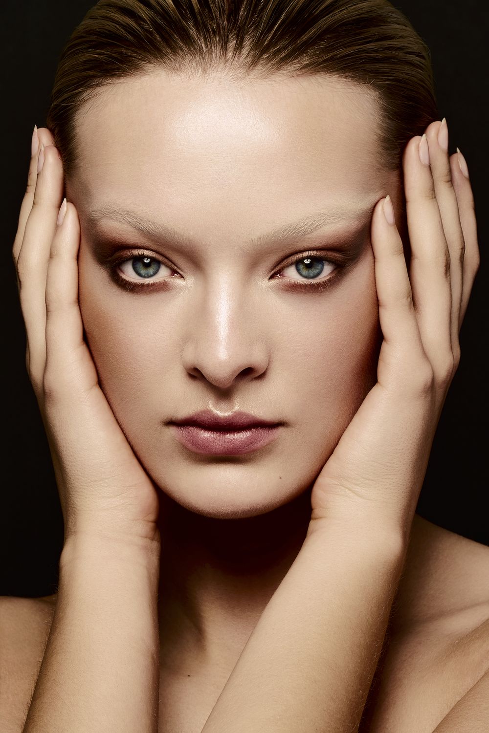 Bleached Eyebrow Beauty Photoshoot by Dominik Zky Photography