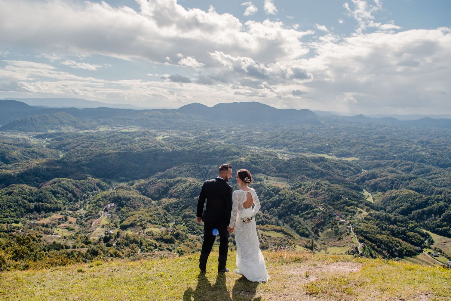 Hochzeitsfotosession in den österreichischen Bergen