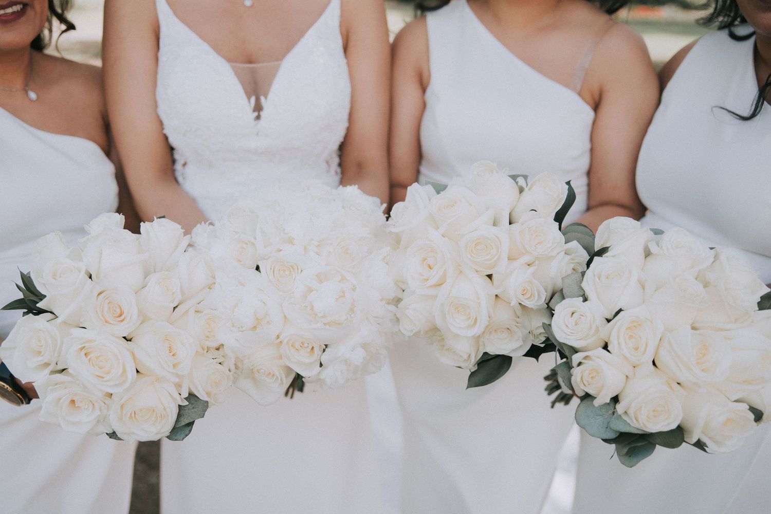 langtons registry office, langtons house hornchurch wedding photography, bridal and bridesmaids bouquet
