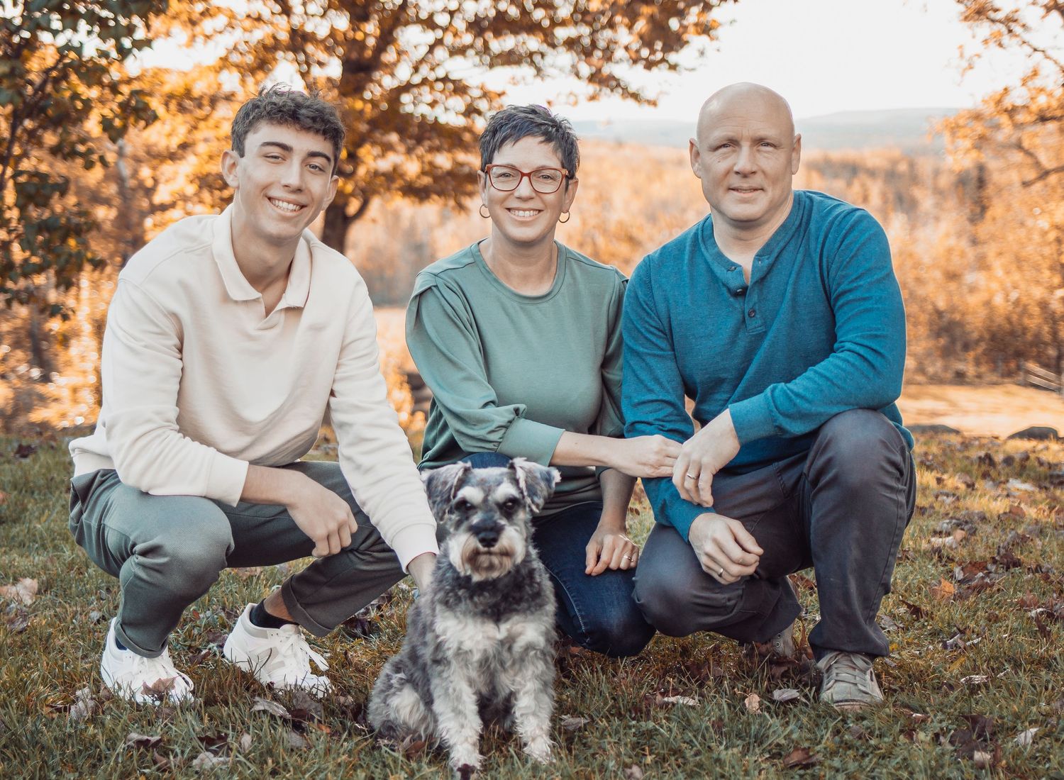 family of 3, dog, teenage son, outdoor, fall.